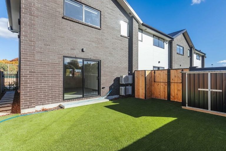 Photo of property in 1/10 Matata Place, Dallington, Christchurch, 8061