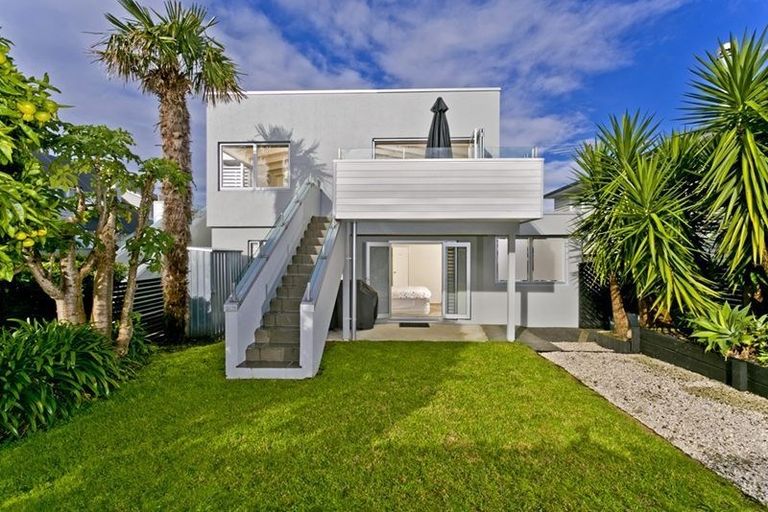 Photo of property in 3/2a Earnoch Avenue, Takapuna, Auckland, 0622