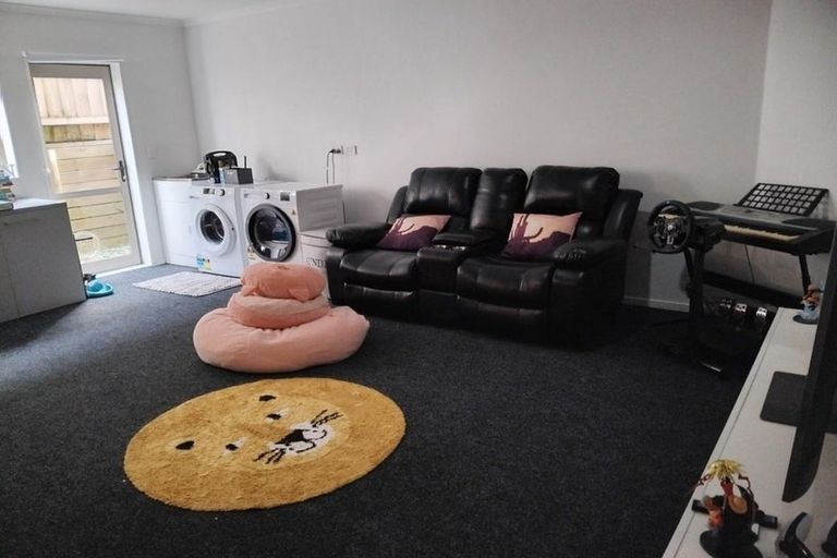 Photo of property in 30a Elliot Street, Howick, Auckland, 2014