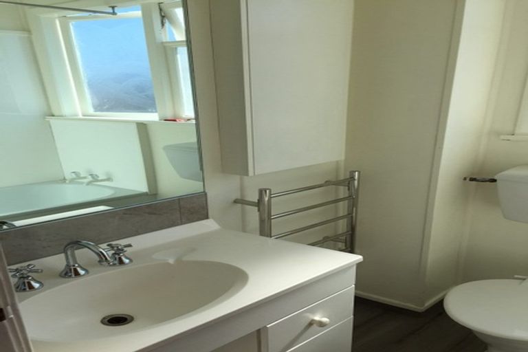 Photo of property in 1/17 Trevethick Grove, Woburn, Lower Hutt, 5010