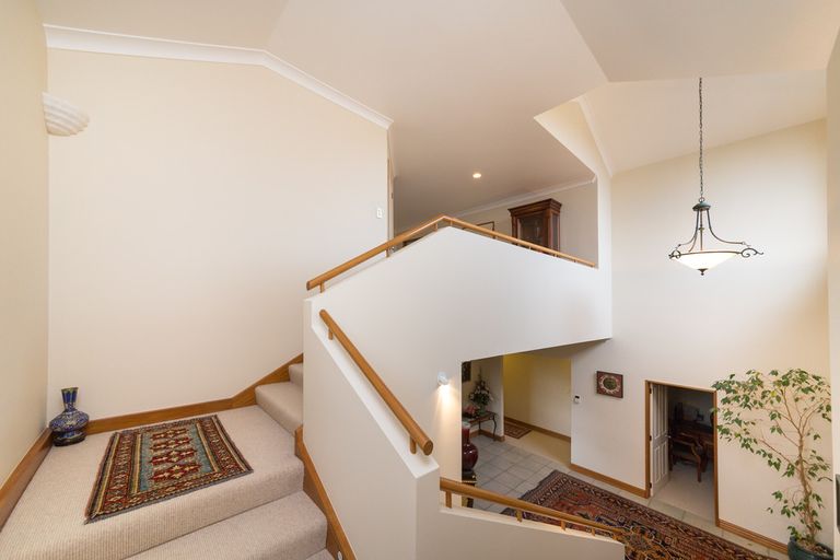 Photo of property in 55 The Strand, Fitzherbert, Palmerston North, 4410