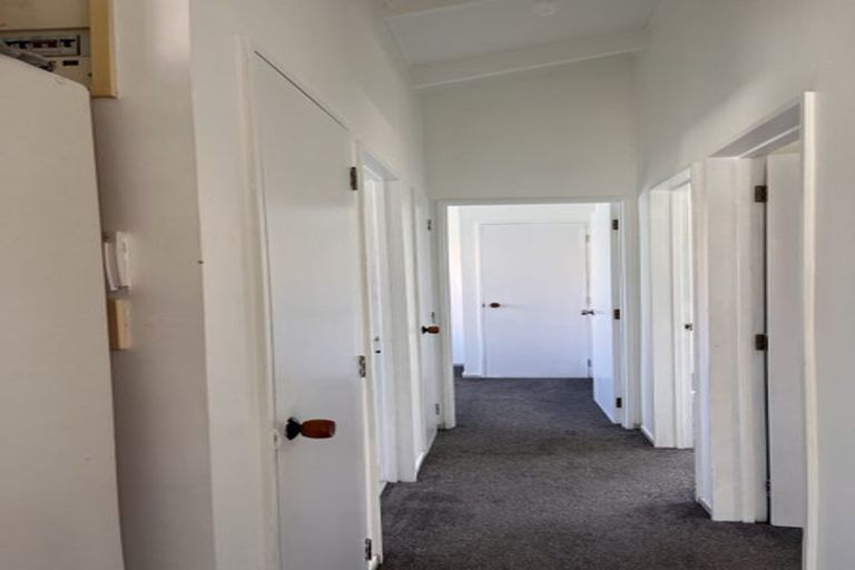 Photo of property in 24 Freda Place, Favona, Auckland, 2024