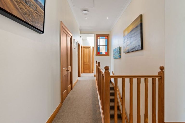Photo of property in 16 Margaret Street, Wadestown, Wellington, 6012