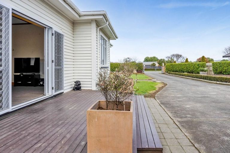 Photo of property in 196 Glover Road, Hawera, 4610