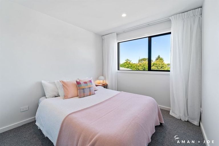 Photo of property in 16c Hamurana Place, Te Atatu Peninsula, Auckland, 0610
