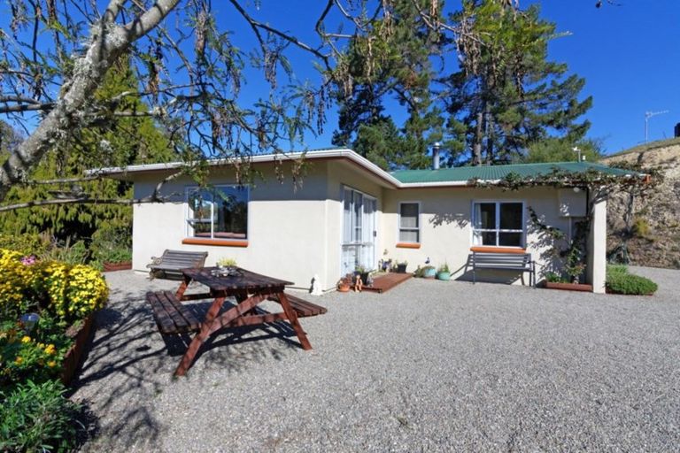 Photo of property in 64 Mamaku Road, Tasman, Upper Moutere, 7173