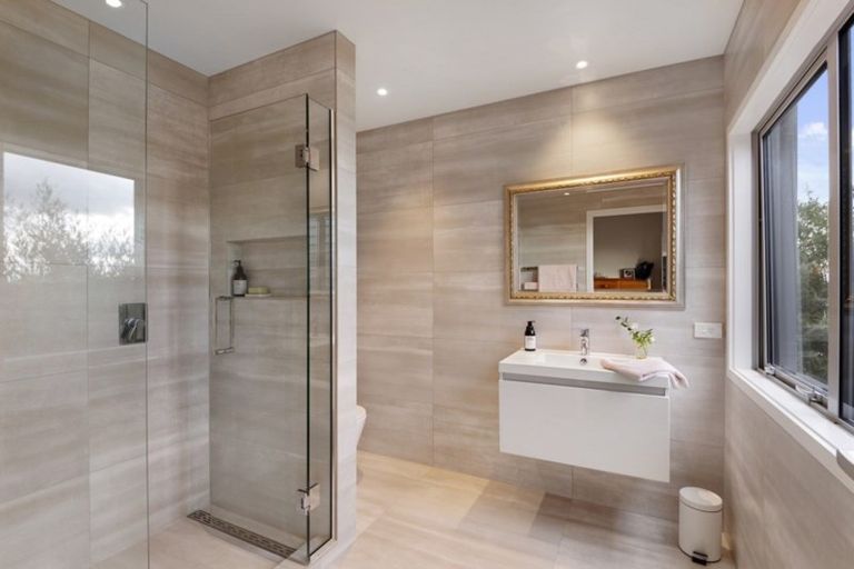 Photo of property in 7 Chaston Close, Westmorland, Christchurch, 8025