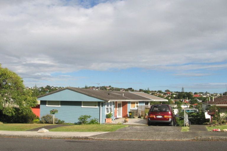 Photo of property in 47 Alton Avenue, Hillcrest, Auckland, 0627