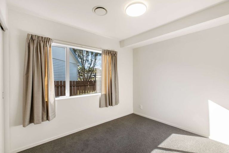 Photo of property in 14a Mildmay Road, Henderson, Auckland, 0610