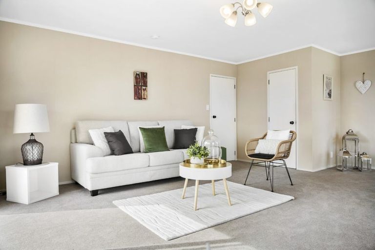 Photo of property in 76a Highland Park Drive, Highland Park, Auckland, 2010