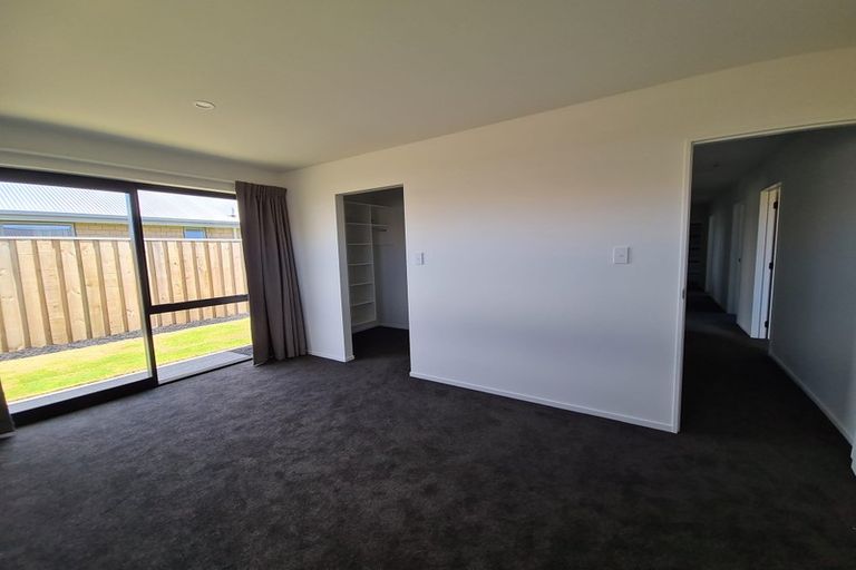 Photo of property in 64 Broadway Parade, Rolleston, 7615