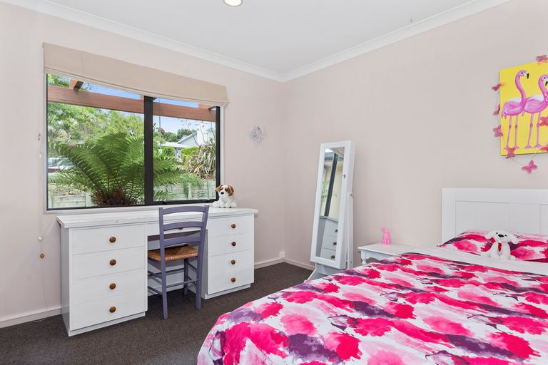 Photo of property in 90 Rowesdale Drive, Ohauiti, Tauranga, 3112