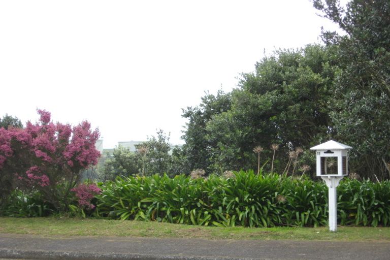 Photo of property in 11 Crownhill Street, Spotswood, New Plymouth, 4310