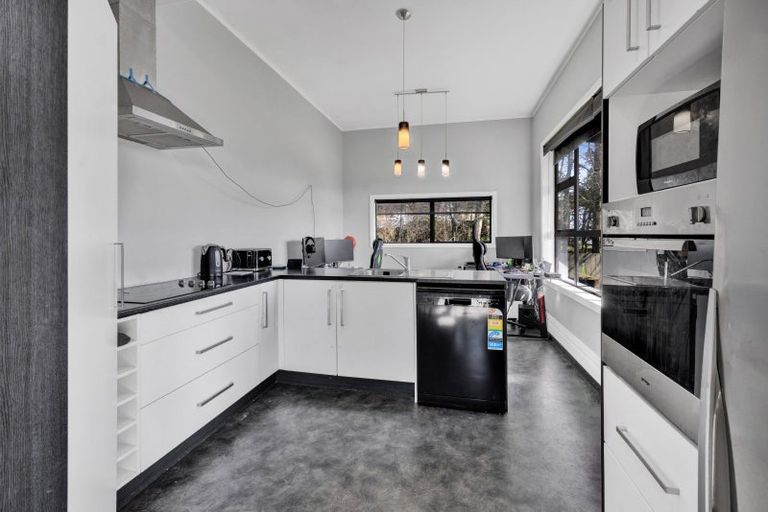 Photo of property in 9 Carrington Street, Inglewood, 4330