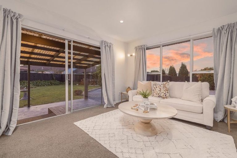 Photo of property in 96a Springs Road, Hornby, Christchurch, 8042