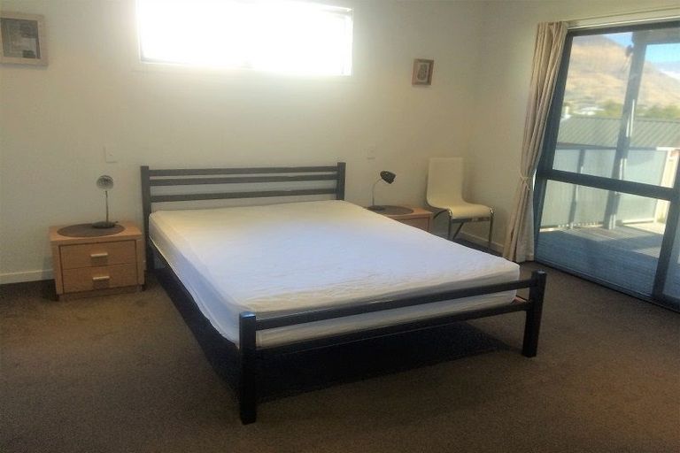 Photo of property in 11 Bob Lee Place, Wanaka, 9305