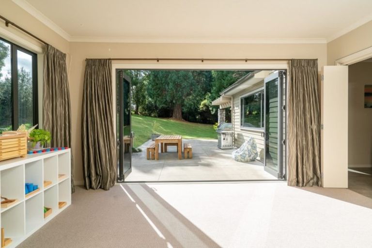 Photo of property in 174 Mapara Road, Acacia Bay, Taupo, 3385