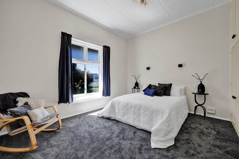 Photo of property in 25 Argyle Street, Hawera, 4610