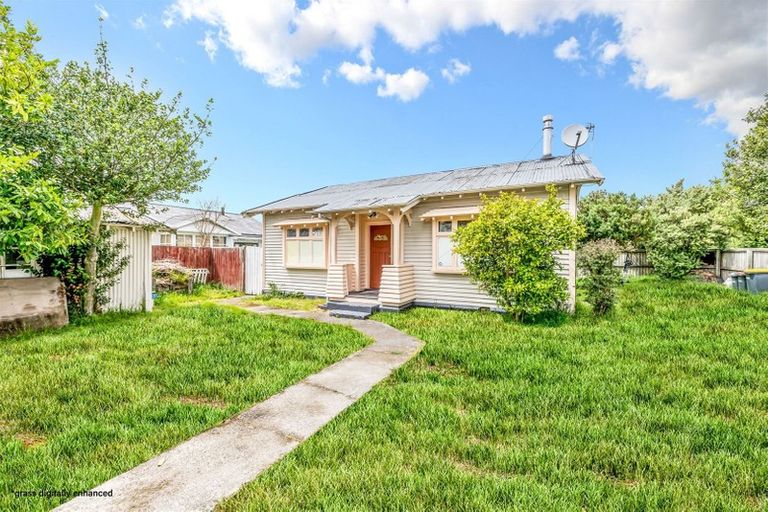 Photo of property in 12 Owens Terrace, Upper Riccarton, Christchurch, 8041