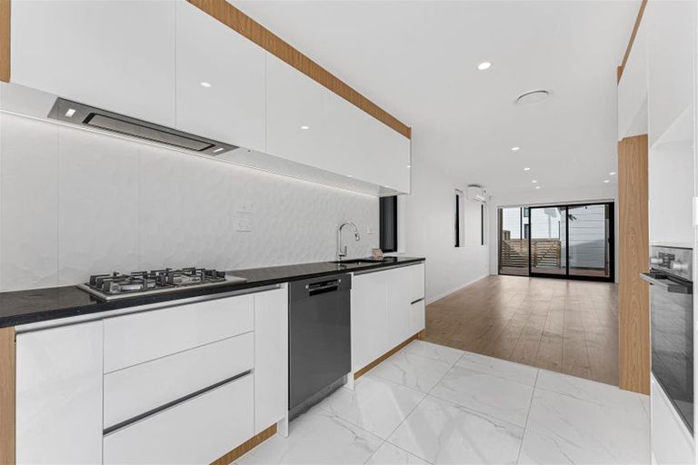 Photo of property in 38 Corporal Street, Papakura, 2110