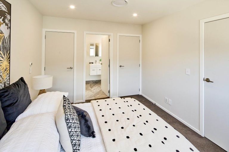 Photo of property in 7 Rose Way, Hutt Central, Lower Hutt, 5011