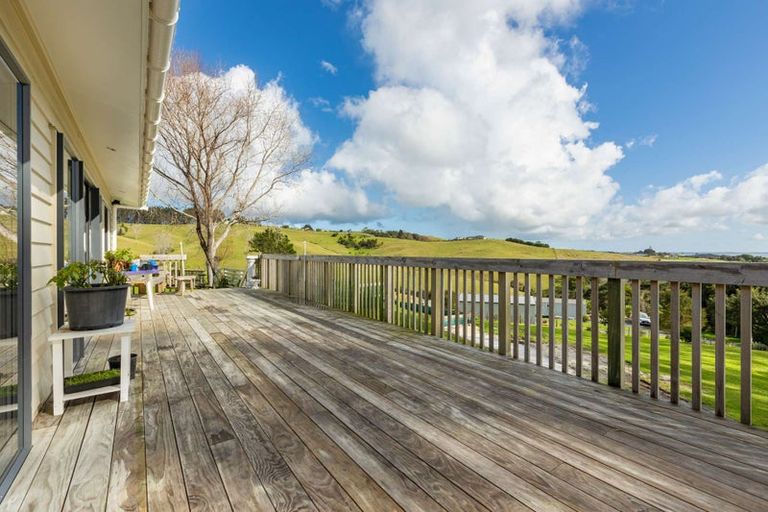 Photo of property in 211b Cable Bay Block Road, Cable Bay, 0420