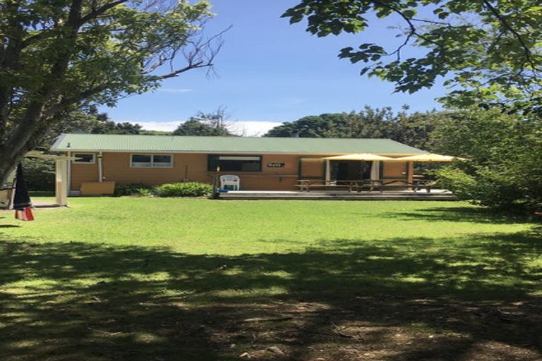 Photo of property in 11 Mako Avenue, Whiritoa, Whangamata, 3691
