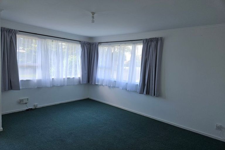 Photo of property in 4/3141 Great North Road, New Lynn, Auckland, 0600