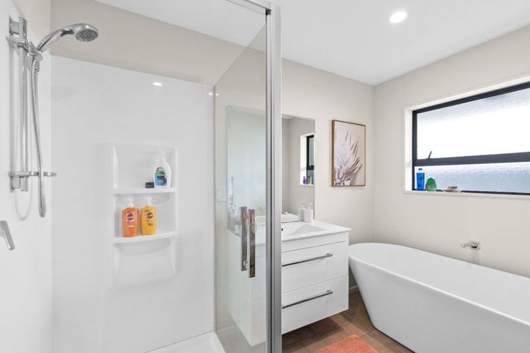 Photo of property in 18 Vanderbilt Place, Halswell, Christchurch, 8025