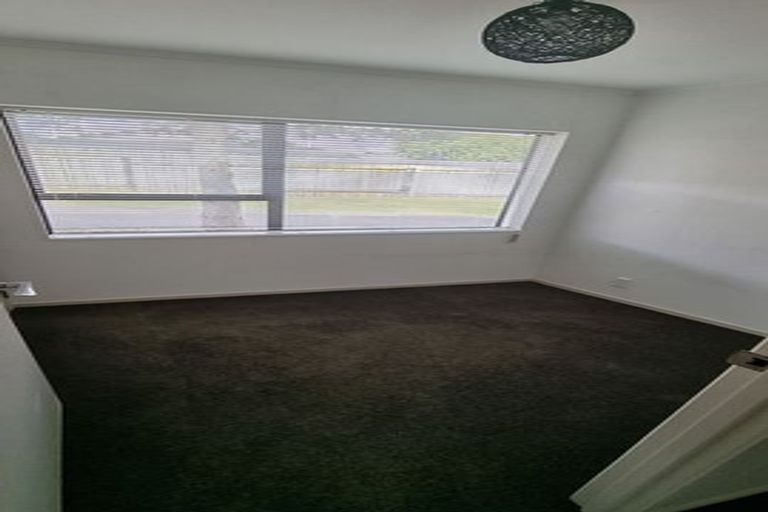 Photo of property in 2/3 Skilling Place, Farm Cove, Auckland, 2012