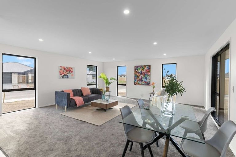 Photo of property in 24 Herridge Street, Woodend, 7691