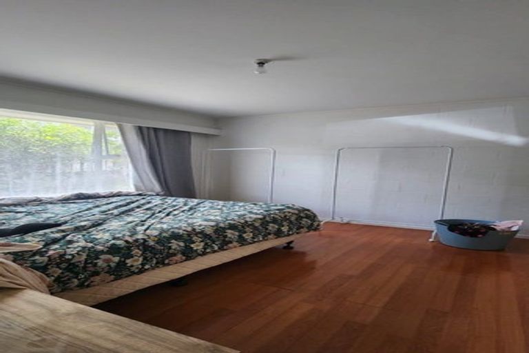 Photo of property in 3/59 Newington Road, Henderson, Auckland, 0612