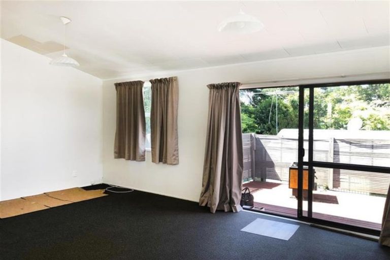 Photo of property in 30 Leaver Place, Weymouth, Auckland, 2103