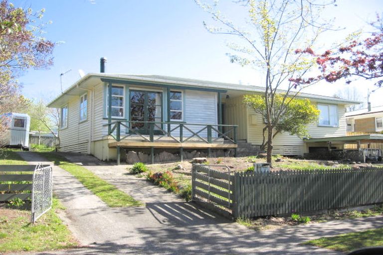Photo of property in 5 Rangipoia Place, Turangi, 3334