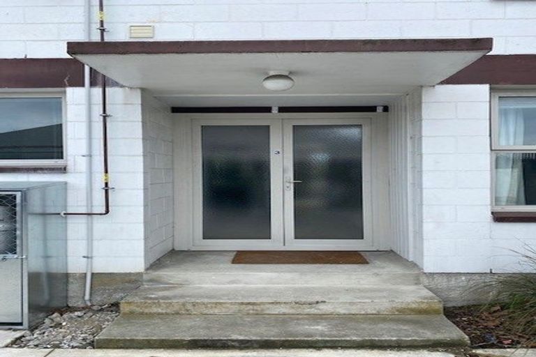 Photo of property in 1/48 Straven Road, Riccarton, Christchurch, 8011