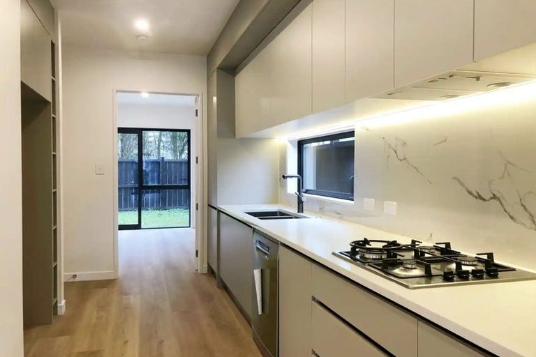 Photo of property in 7 Yellow Pear Lane, Karaka, 2578