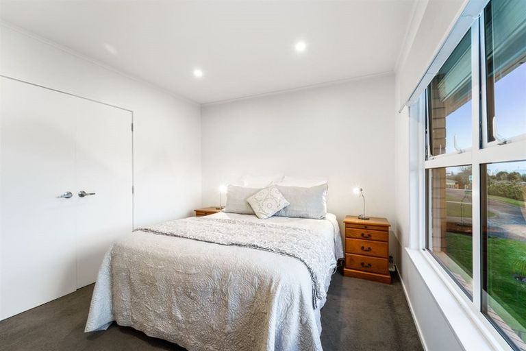 Photo of property in 3/3 Marsh Avenue, Forrest Hill, Auckland, 0620