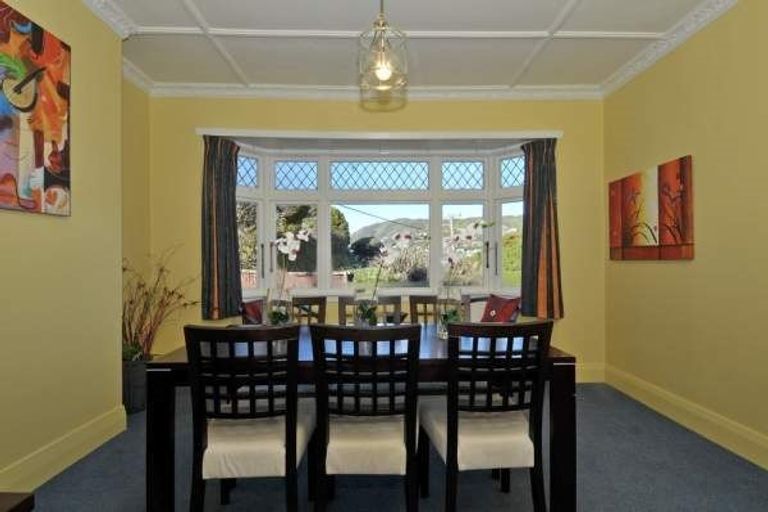 Photo of property in 79 Parkvale Road, Karori, Wellington, 6012