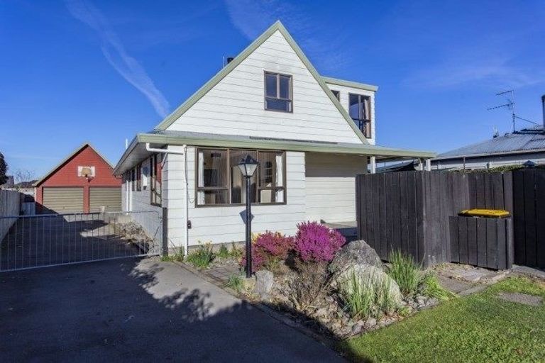 Photo of property in 31 River Road, Rangiora, 7400