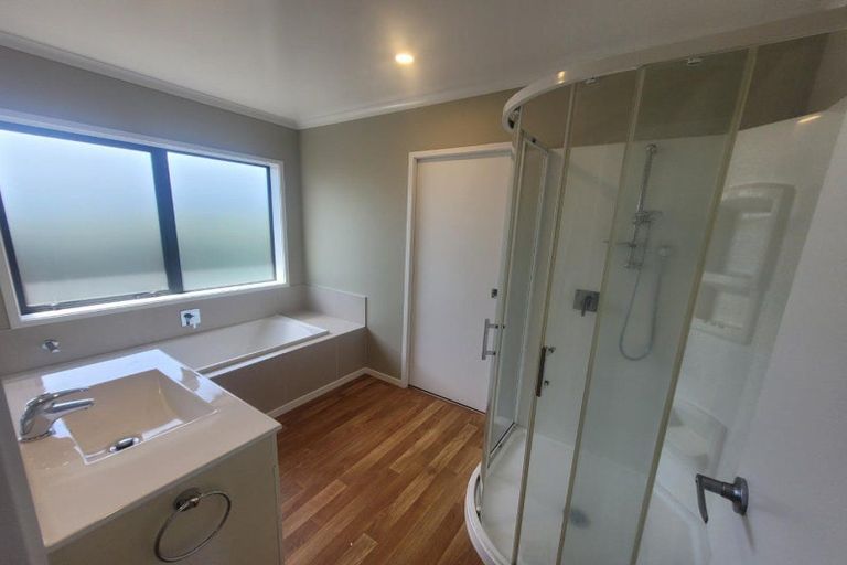 Photo of property in 114a Ngamotu Road, Spotswood, New Plymouth, 4310