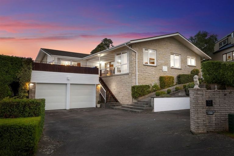 Photo of property in 1/32 Takahe Drive, Cashmere, Christchurch, 8022