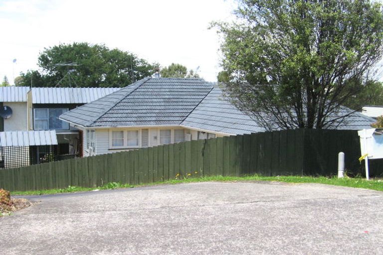 Photo of property in 2/66 Hillcrest Road, Papatoetoe, Auckland, 2025