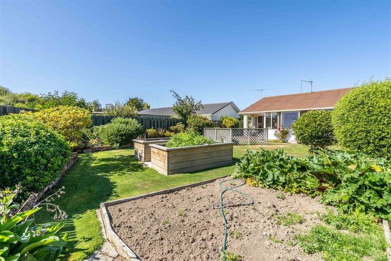 Photo of property in 122 Gladstone Terrace, Gladstone, Invercargill, 9810