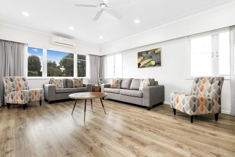 Photo of property in 21 Butterworth Avenue, Opaheke, Papakura, 2113