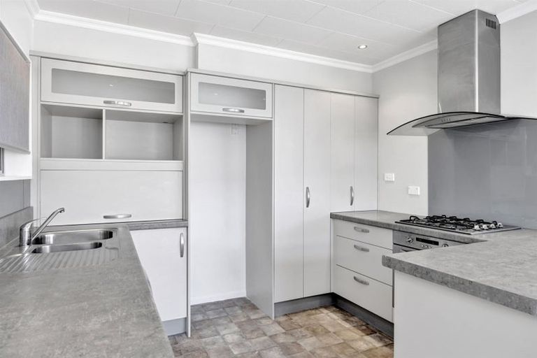 Photo of property in 18 George Street, Hawera, 4610