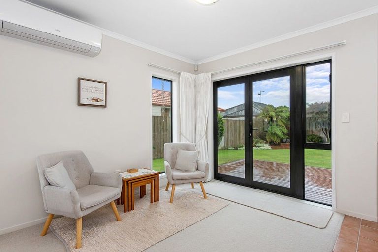 Photo of property in 12 Buckingham Place, Rototuna North, Hamilton, 3210