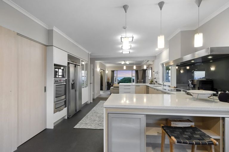 Photo of property in 374 Devon Street West, Lynmouth, New Plymouth, 4310