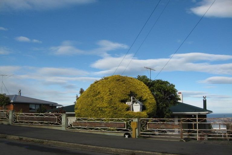 Photo of property in 25 Calypso Place, Rothesay Bay, Auckland, 0630