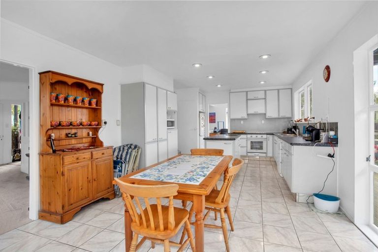 Photo of property in 35 Discovery Drive, Whitby, Porirua, 5024