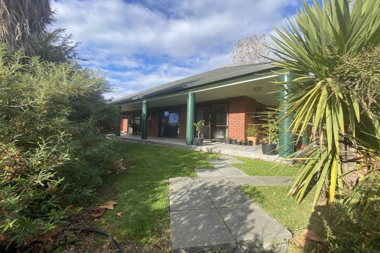 Photo of property in 77 Bills Way, Wanaka, 9305
